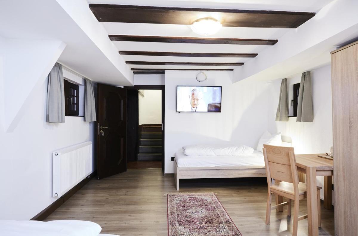 Apartamento Gentilburg Und Gaertnerhaus Aschaffenburg Exterior foto